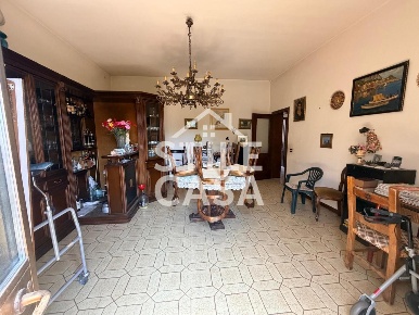 Foto Appartamento a Castelfranco di Sotto Orentano di 200 m² con 8 locali