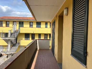 Foto Appartamento a Santa Maria a Monte Centro di 60 m² con 3 locali