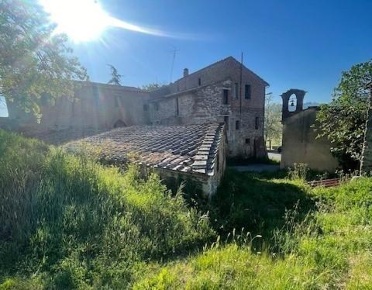 Foto Casale a Asciano Centro di 1481 m² con 29 locali in vendita