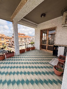Foto Appartamento a Cecina Cecina Centro di 130 m² con 4 locali in vendita