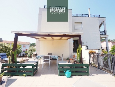 Foto Appartamento a La Spezia di 150 m² con 5 locali in vendita