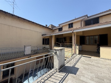 Foto Casa indipendente in VIA CAVOUR, Pontoglio di 200 m² con 6 locali