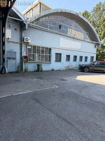 Foto Capannone industriale a Biassono di 4300 m² in vendita