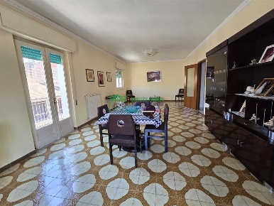Foto Appartamento a Gela di 110 m² in vendita
