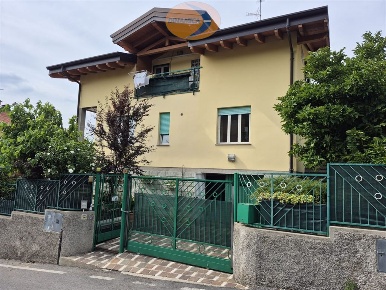 Foto Villa unifamiliare in Strada Vecchia n. 6, Villa d'Adda Centro