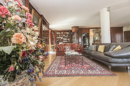 Foto Villa unifamiliare a Vicoforte Centro di 500 m² con 20 locali