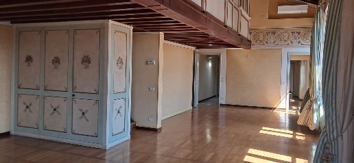 Foto Appartamento a Brescia Castello - Via Musei di 180 m² con 4 locali