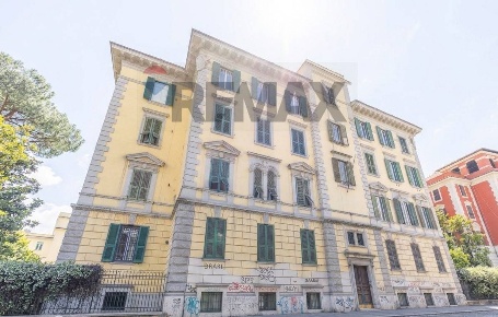 Foto Appartamento in Via Prenestina 82, Roma Pigneto di 222 m² con 5 locali