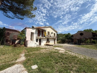Foto Case semi ndipendenti in Via Fontanelle 65, Arce di 143 m² in vendita