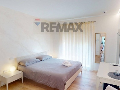 Foto Hotel a Valdobbiadene Centro di 530 m² con 13 locali in vendita