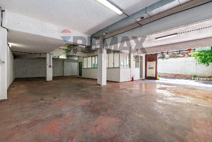 Foto Laboratorio in via lorenzo nerucci 38, Roma Acilia di 265 m²