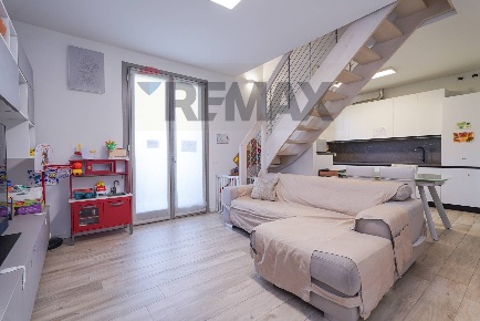Foto Appartamento a Boltiere di 119 m² con 5 locali in vendita