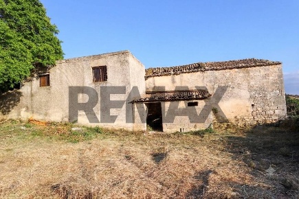 Foto Rustico in C.da Gelso snc, Ragusa San Luigi - Archimede di 350 m²