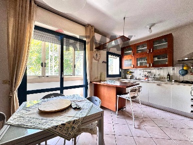 Foto Appartamento in via Duccio Tancredi Galimberti 49, Forlì di 137 m²