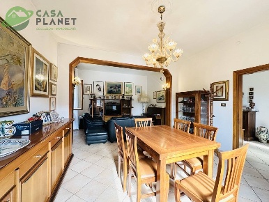 Foto Casa indipendente a Scorzè Peseggia Gardigiano di 227 m² con 8 locali