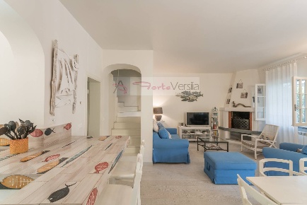 Foto Villa unifamiliare a Forte dei Marmi Centro di 170 m² con 5 locali