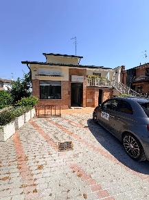 Foto Locale commerciale in Via Comacchio 1085, Ferrara Cona di 85 m²