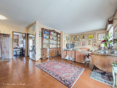 Foto Appartamento in via arnaz 13, Torino Pozzo Strada di 200 m² in vendita