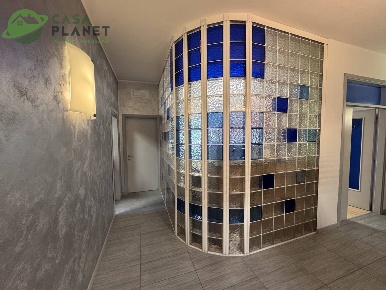 Foto Ufficio in piazza pio x, Mogliano Veneto Centro di 115 m² con 5 locali