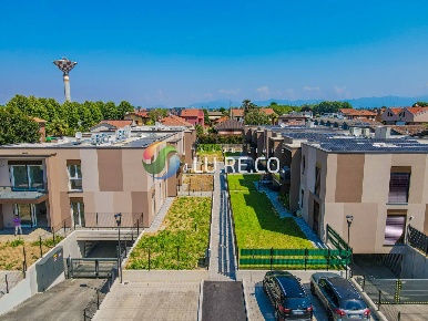 Foto Appartamento in caduti di nassirya, Rovellasca di 109 m² con 3 locali