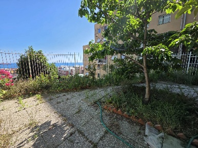 Foto Appartamento in Via Pietra Ligure 15, Genova Pra' di 100 m² in vendita
