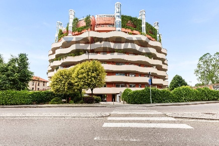 Foto Appartamento in Corso Sempione 213, Legnano di 187 m² con 4 locali