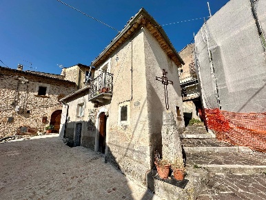 Foto Case semi ndipendenti in Via Colle Aprico 2, Caporciano Bominaco