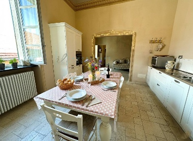 Foto Appartamento in Via Medagli d'Oro, Albenga Centro di 96 m² in vendita