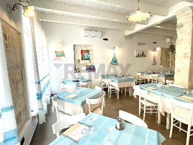 Foto Locale commerciale in Via Tucconi 8, Sassari Ottava di 126 m²