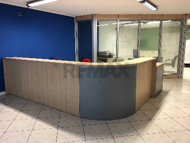 Foto Ufficio in via nazionale 45, Costa Volpino Centro di 90 m² in affitto
