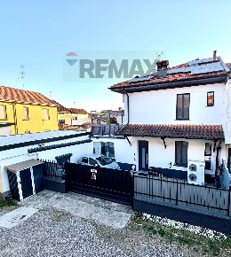 Foto Case semi ndipendenti in via dei mille 12/18, Lacchiarella Centro