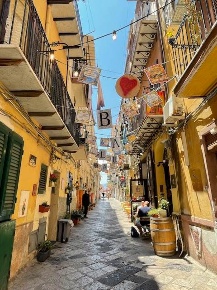 Foto Appartamento in Via delle Case Nuove 37, Palermo Cassaro di 85 m²