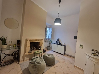 Foto Appartamento a Foligno Centro Storico di 85 m² con 4 locali in vendita