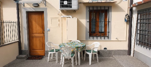 Foto Appartamento in Via Emidio Spinucci, Firenze di 30 m² con 1 locali
