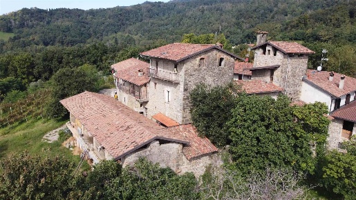 Foto Rustico a Sotto il Monte Giovanni XXIII Piazza Caduti di 600 m²