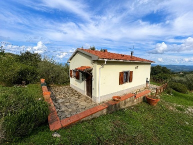 Foto Villa unifamiliare a Sassetta di 50 m² con 2 locali in vendita