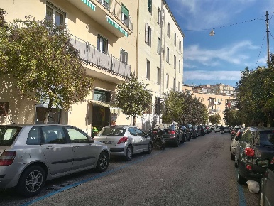 Foto Negozio in Via Costantino L'Africano 41, Salerno Carmine di 46 m²