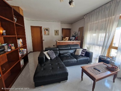 Foto Appartamento a Spoleto San Giacomo di 100 m² con 5 locali in vendita