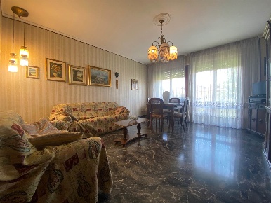 Foto Appartamento a Padova Guizza di 121 m² con 5 locali in vendita