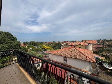 Foto Appartamento a Mascalucia Centro di 100 m² con 4 locali in vendita