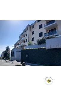 Foto Appartamento in Viale Villa Gavotti, Genova Multedo di 132 m²