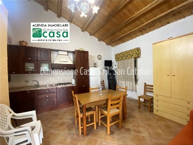 Foto Casale in Contrada Pescazzo snc, Caltanissetta di 24 m² con 2 locali