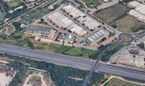 Foto Capannone industriale a Arese di 605 m² con 4 locali in vendita