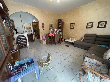 Foto Appartamento a Carrara Marina di Carrara di 90 m² con 4 locali