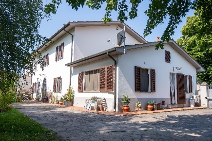 Foto Villa unifamiliare a San Giuliano Terme Le Maggiola, Gello di 245 m²
