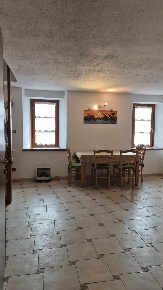 Foto Appartamento a Oulx di 92 m² con 2 locali in vendita