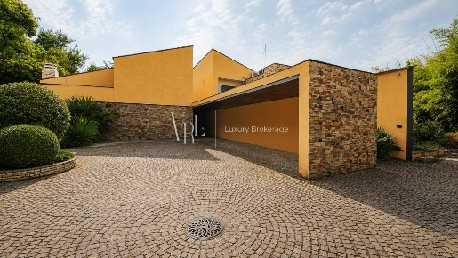 Foto Villa unifamiliare a Roma Olgiata di 1496 m² in vendita