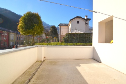 Foto Appartamento a Recoaro Terme Centro di 138 m² con 5 locali in vendita