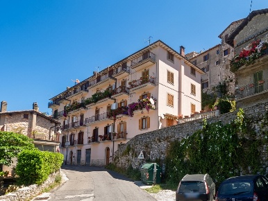 Foto Appartamento in Via Marconi, Segni di 70 m² con 4 locali in vendita