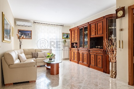 Foto Appartamento in Via Sacerdote Giovanni di Leo 45, Bisceglie di 90 m²